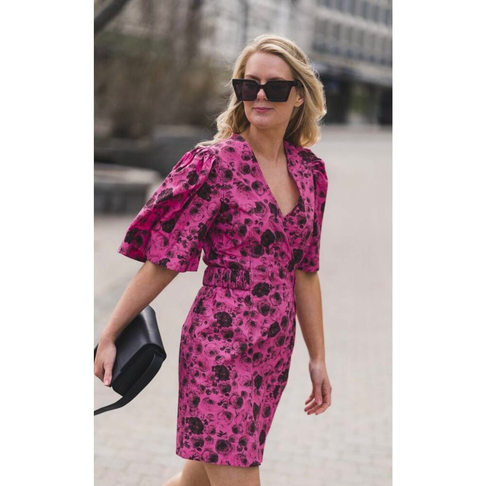 NEW Ganni Floral Dress in Shocking Pink Size EU 38 US 6
